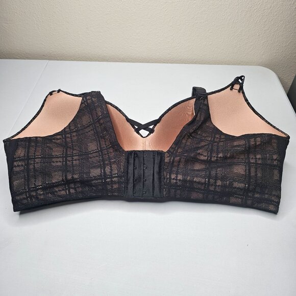 Torrid 40DDD Black Wire Free Push Up Bra 360 Back Smoothing Padded - Picture 4 of 6